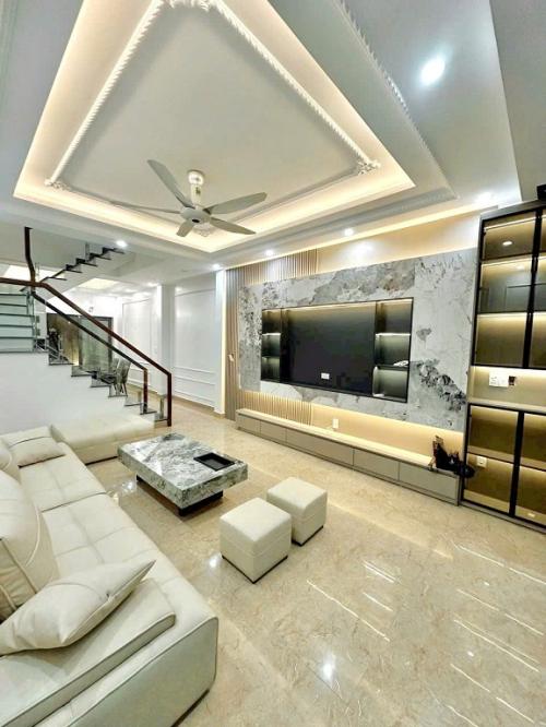 Bán nhà siêu phẩm Phú Nhuận, ngay phố ẩm thực sầm uất - Giá hấp dẫn chỉ từ 8.5 tỷ